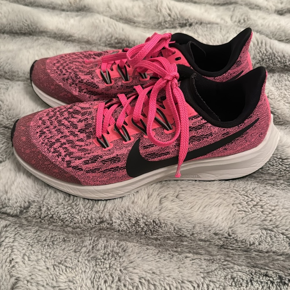 Nike Air Zoom Pegasus Running Shoes - Size 4Y